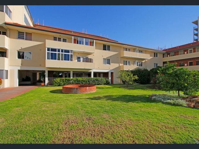 Modern Fully Furnished & Equipped 9