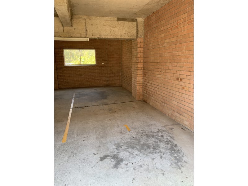 2 Bedroom Unit Walking Distance 9