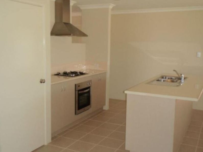 Convenient located between Cockburn Central 7