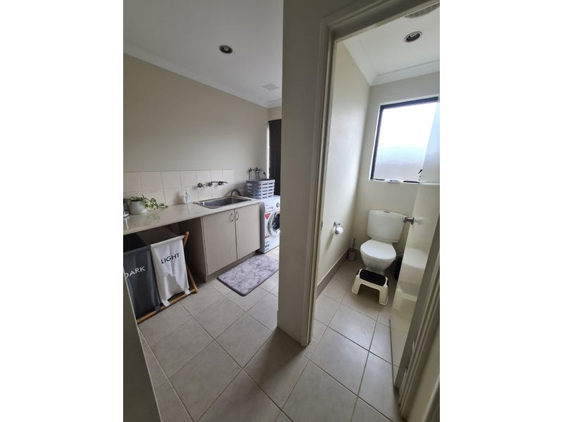 Convenient located between Cockburn Central 9