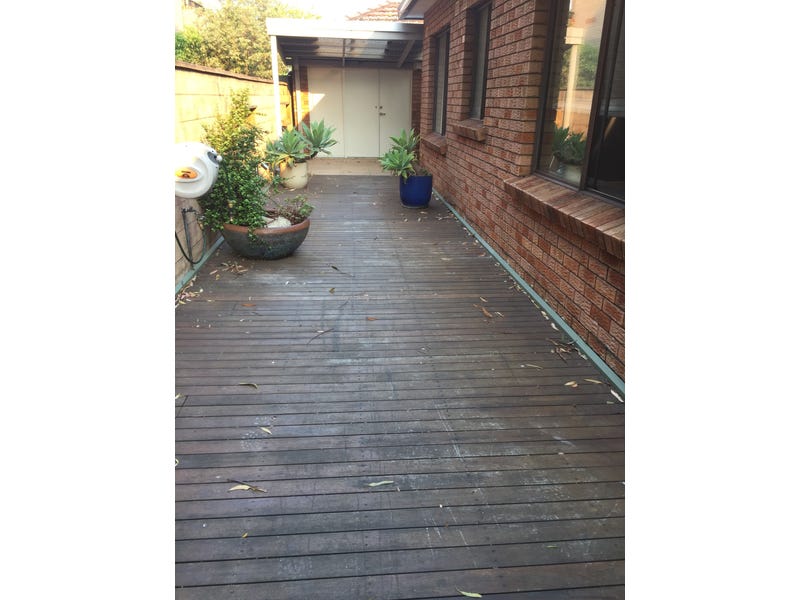 Spacious living with own hardwood 2