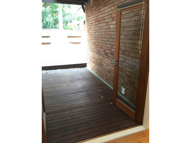 Spacious living with own hardwood 10
