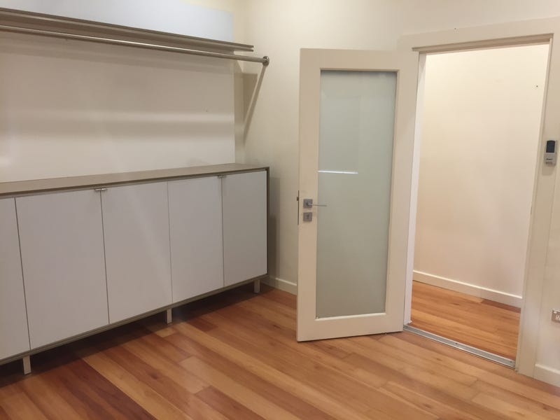 Spacious living with own hardwood 15