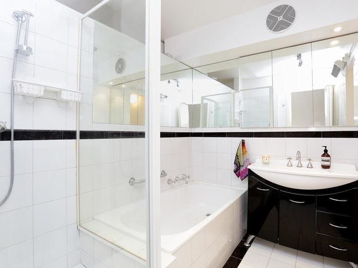 Prime Armadale Location, North facing 7