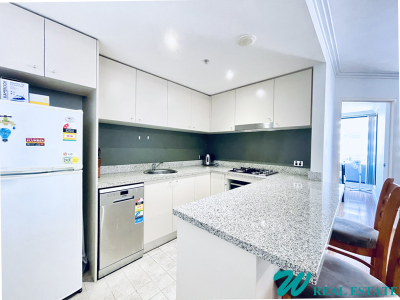Furnished Bright 2 Bed Unit 2