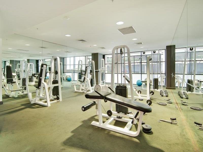 Furnished Bright 2 Bed Unit 7