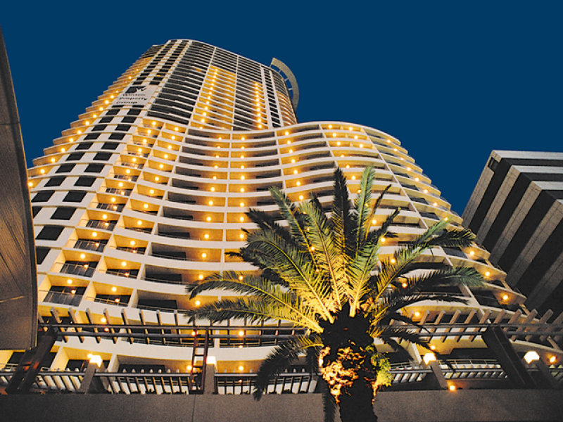 Furnished Bright 2 Bed Unit 8