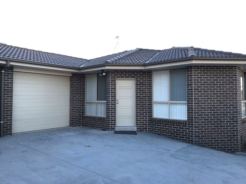 SPACIOUS FREE STANDING VILLA UNIT
