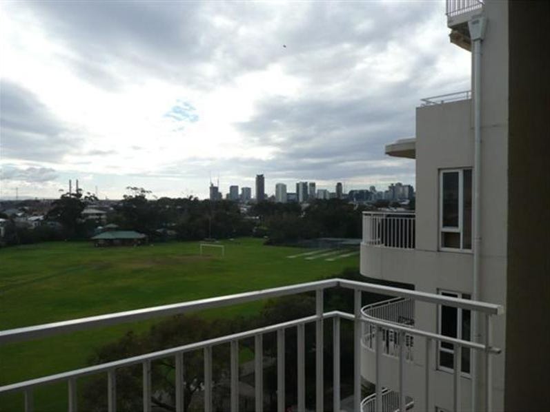 Becton Apartment with balcony overlooking 10