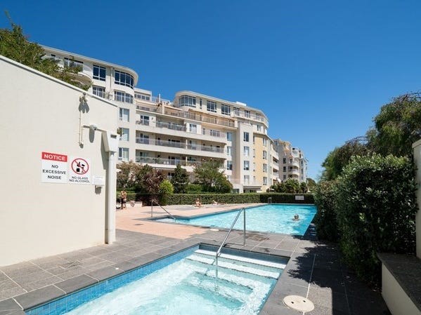 Becton Apartment with balcony overlooking 14