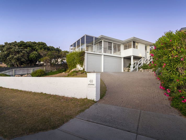 Beach Front Spacious House