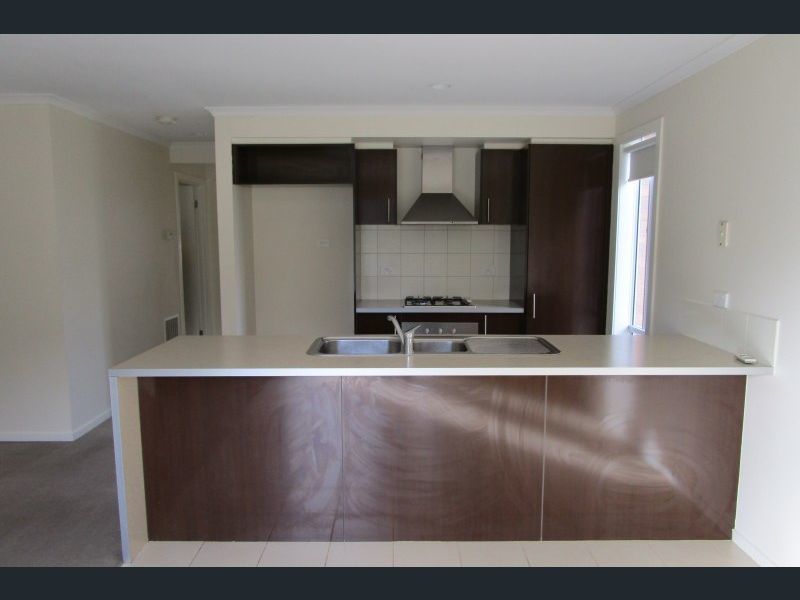 Tidy 2BR home in quiet 3