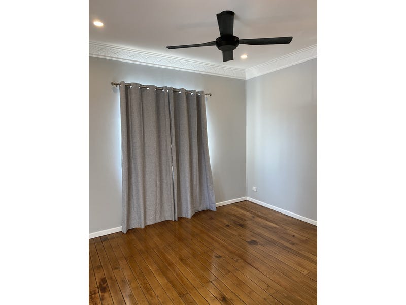 Newly Renovated One Bedroom Unit 5