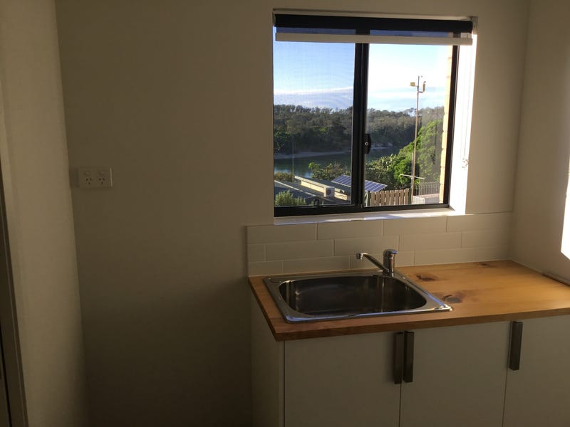 Cosy garden flat with view. 6