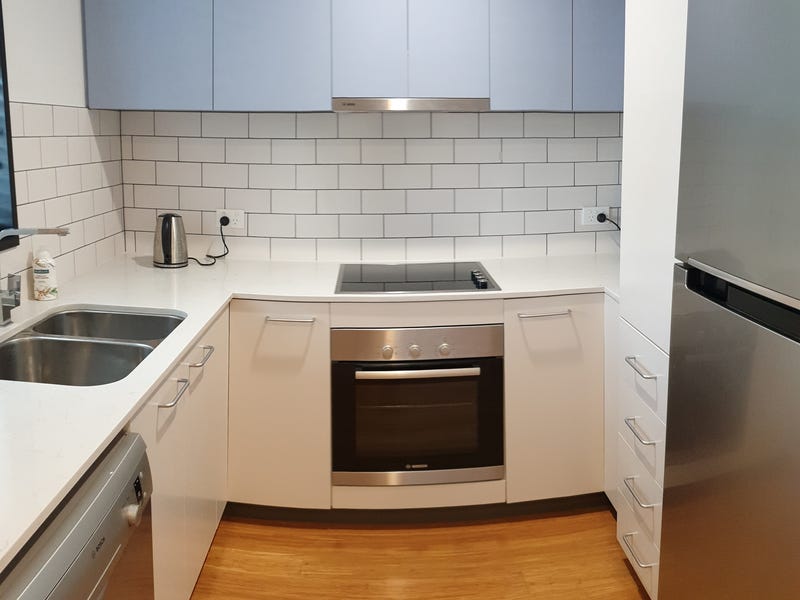 Stunning furnished apartment, central & 8