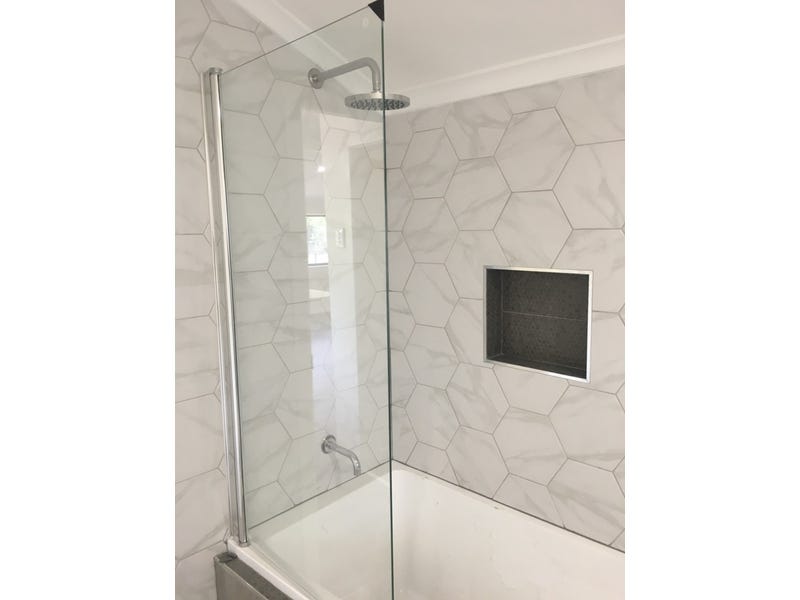 Fully Renovated 3BR Country Coastal 16