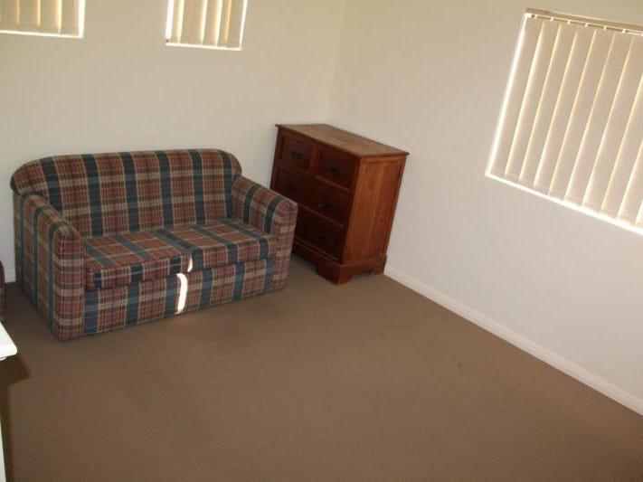3 Bedroom, 2 Bathroom, Super 13