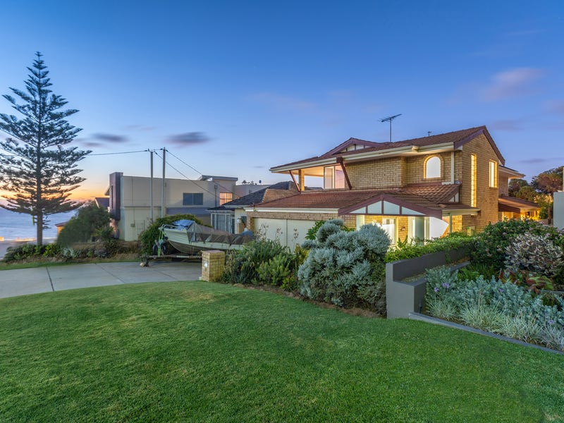 Stunning 4 bed 2 kitchen Sea view coastal Masterpiece