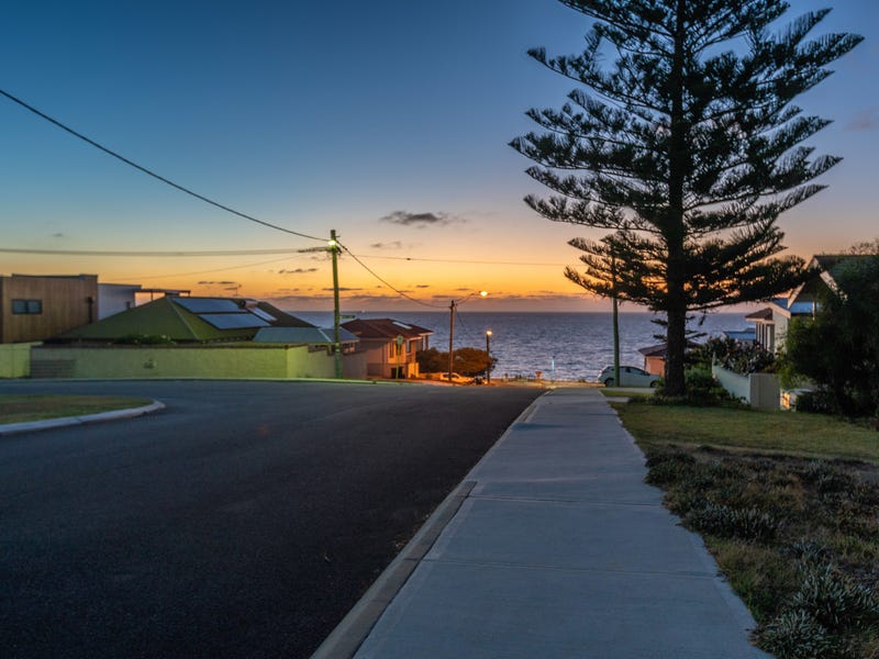 Stunning 4 bed 2 kitchen 7