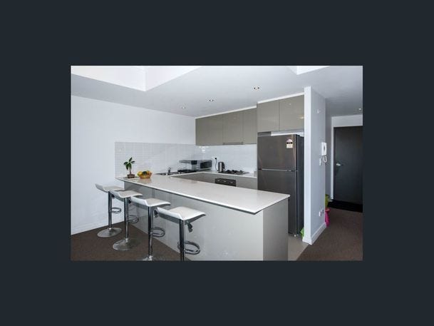 Spacious Split Level Two Bedroom 7