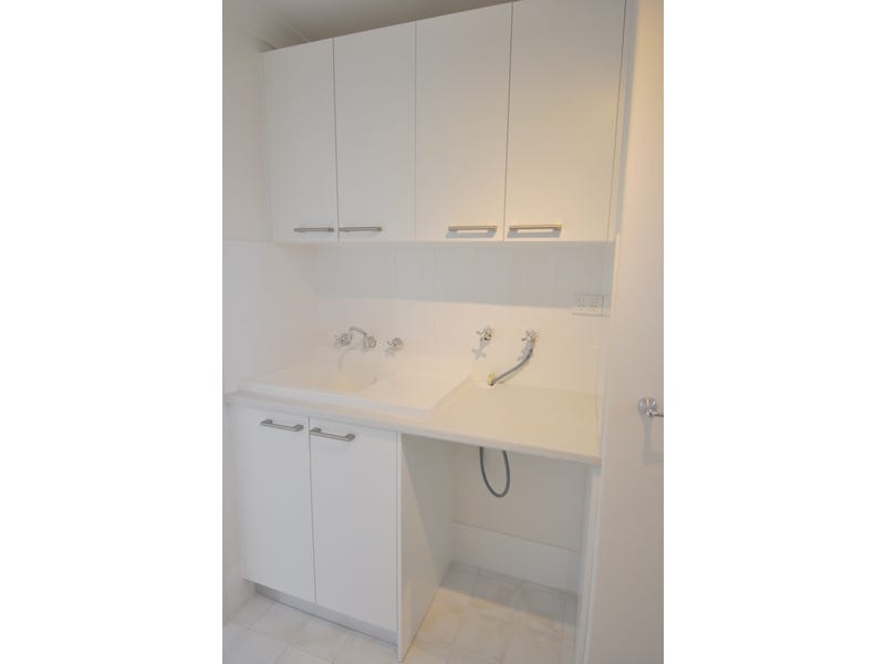 Mt LAWLEY 2 Bedroom Apartment 9