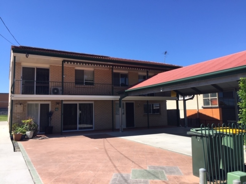 Under Application! highly sought-after location! 2