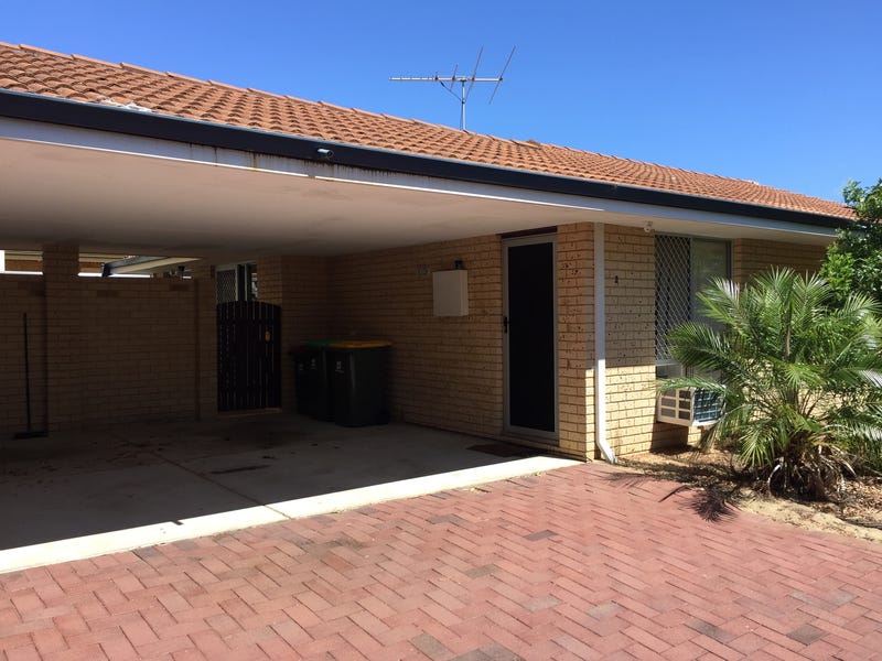 Easy care spotless villa in quiet complex