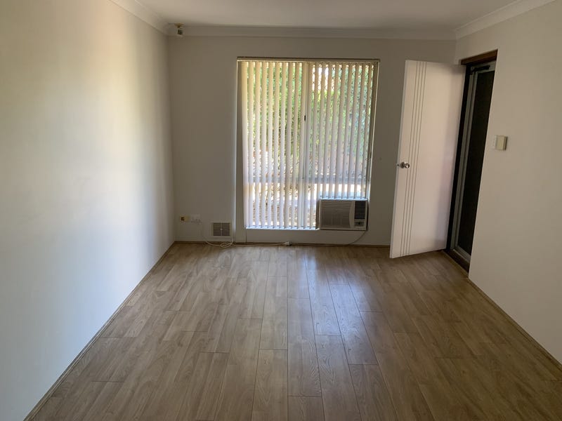Easy care spotless villa in 4