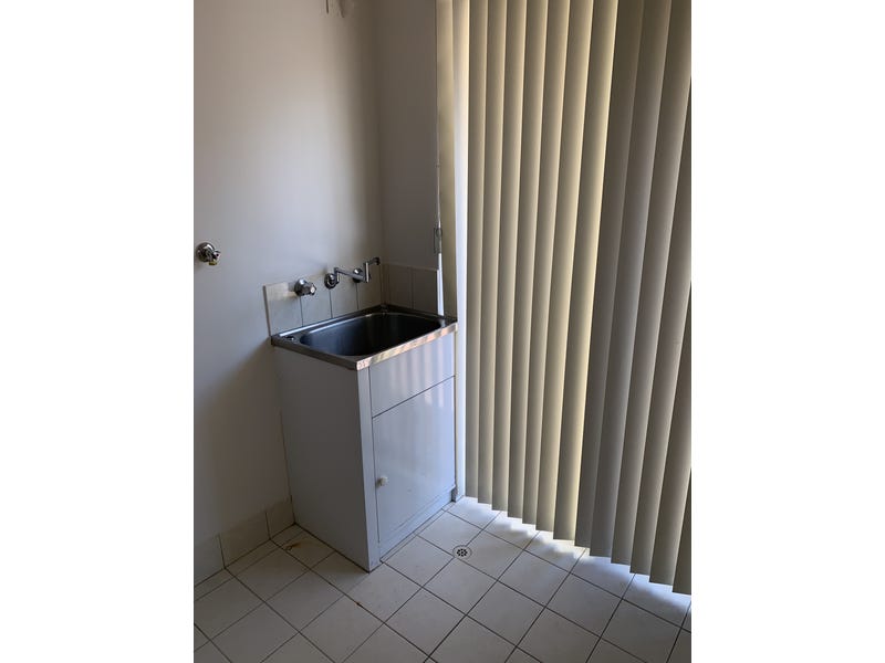 Easy care spotless villa in 6