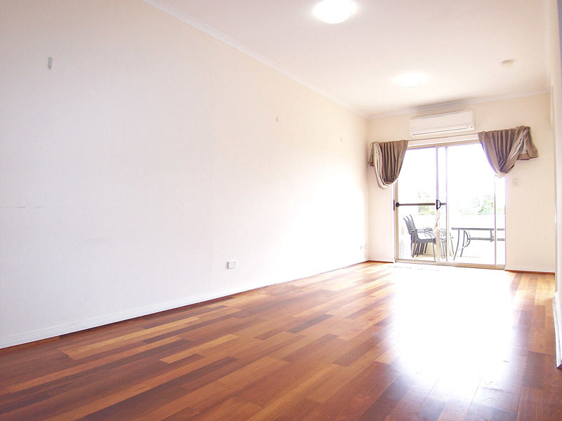North Facing 2 Bedroom Apartment, 2