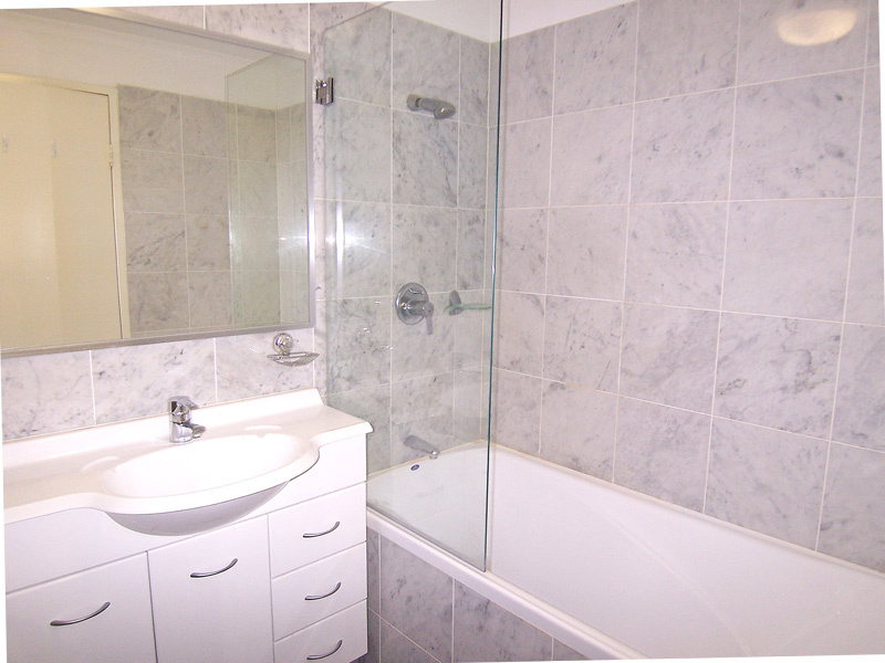 North Facing 2 Bedroom Apartment, 4