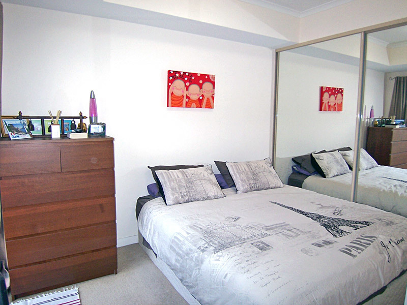 North Facing 2 Bedroom Apartment, 5