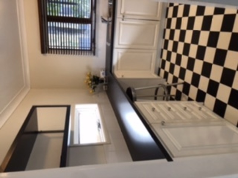 House with separate granny flat/games 6