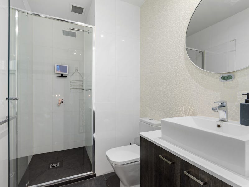 Spacious 2 bed / 2 7