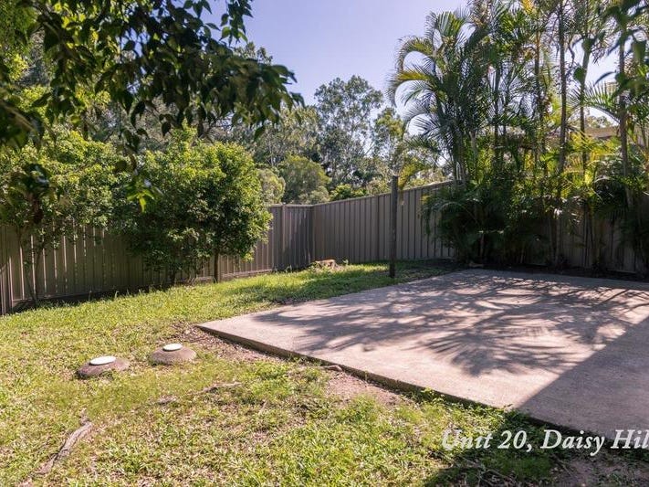 Spacious freshly updated townhouse with 12