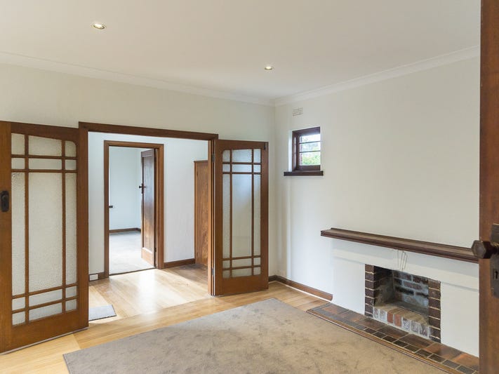 Modernised 1st Floor Apartment 7