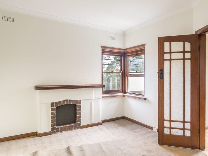 Modernised 1st Floor Apartment 10