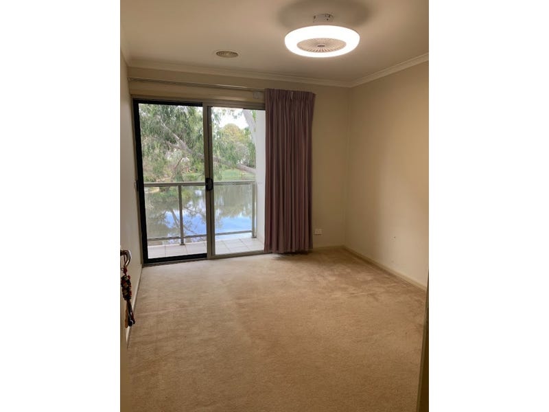 Lake View, Quiet, Primary and 22