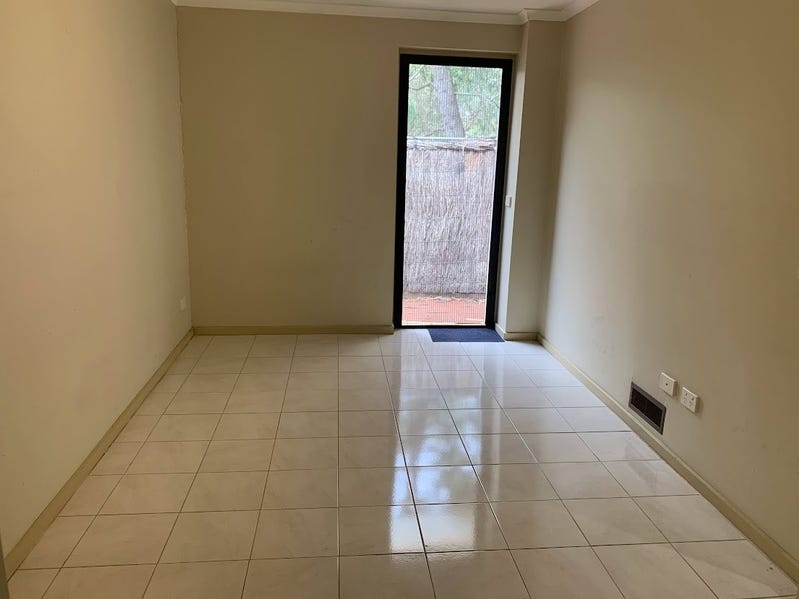 Lake View, Quiet, Primary and 28
