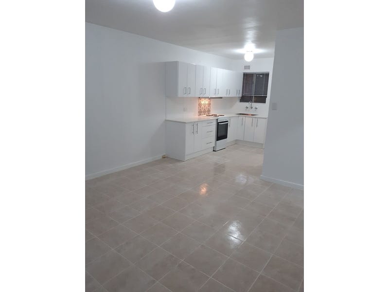 2×1 Unit – Great Location 3