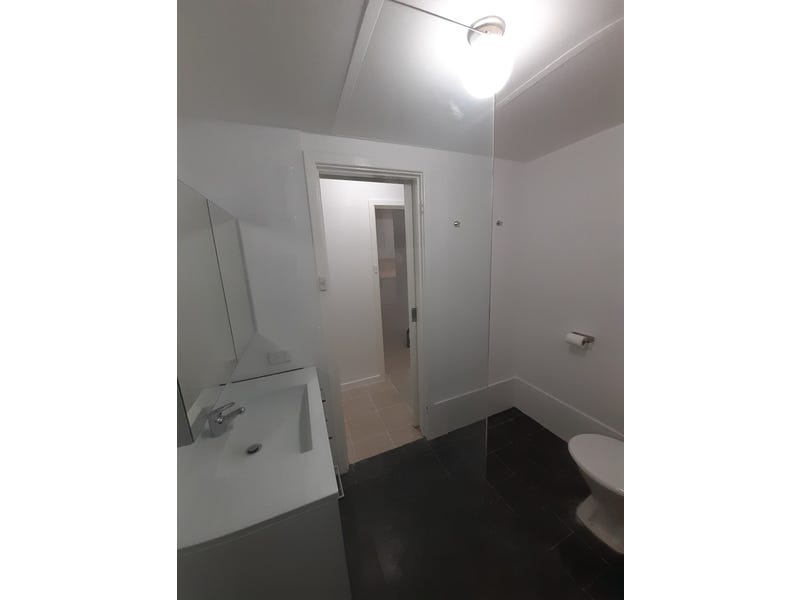 2×1 Unit – Great Location 9