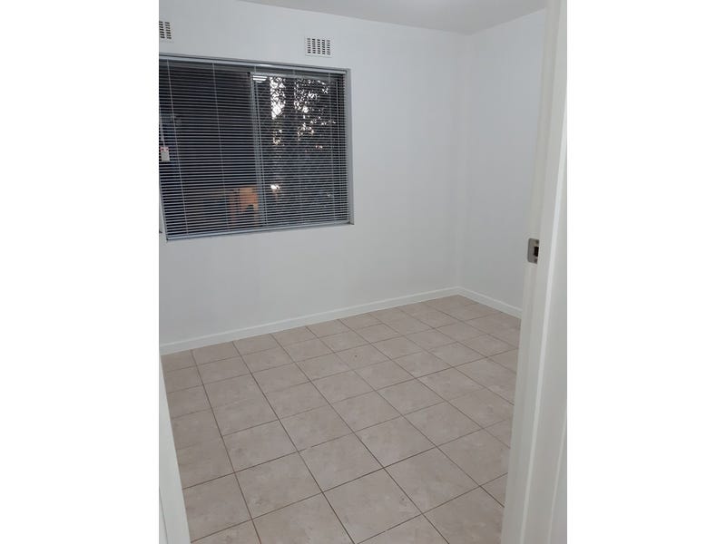 2×1 Unit – Great Location 13