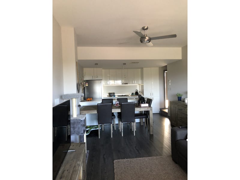 Townhouse living at its best 4
