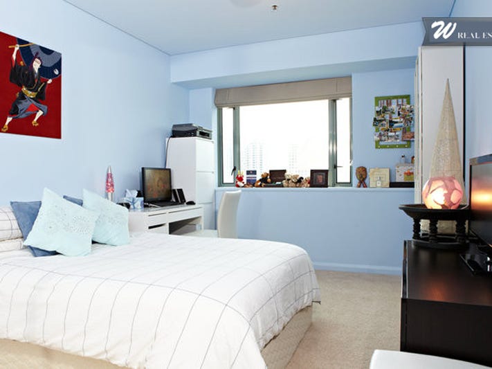 ‘The Peak’ – Prestigious Furnished 7