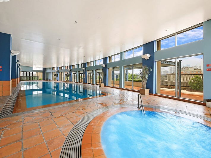 ‘The Peak’ – Prestigious Furnished 12