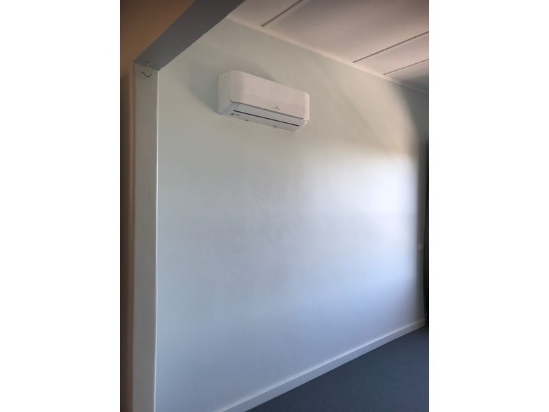 1 bedroom unit with great 11