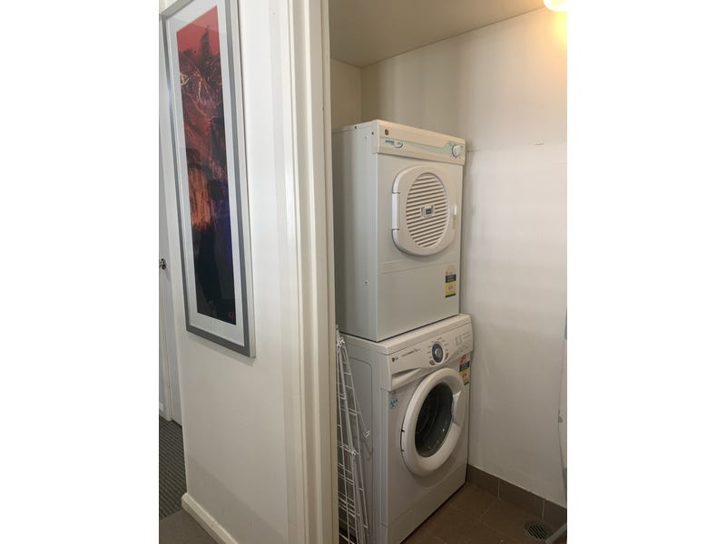 Fabulous Furnished One Bed Apartment 5