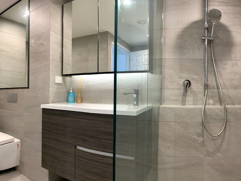 Spectacular Harbourside Living 9