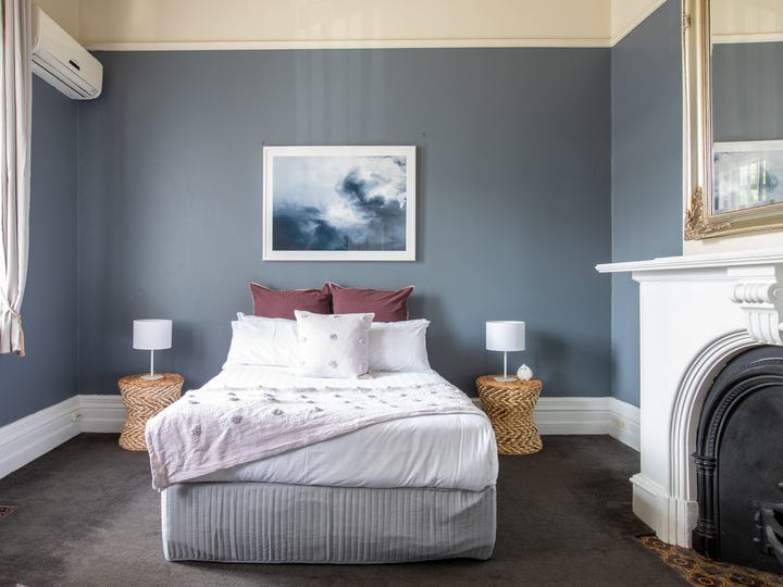 Grand Furnished Terrace 16