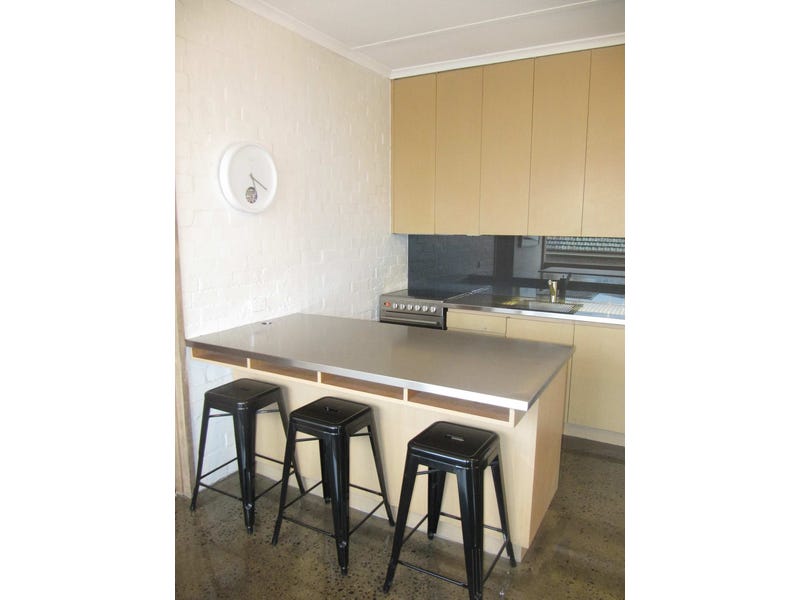 1 bedroom fully furnished CBD 4